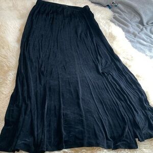Black pull on skirt size S